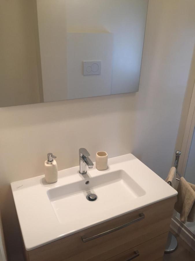 Apartament A Due Passi Dal Mare Vallecrosia Zewnętrze zdjęcie